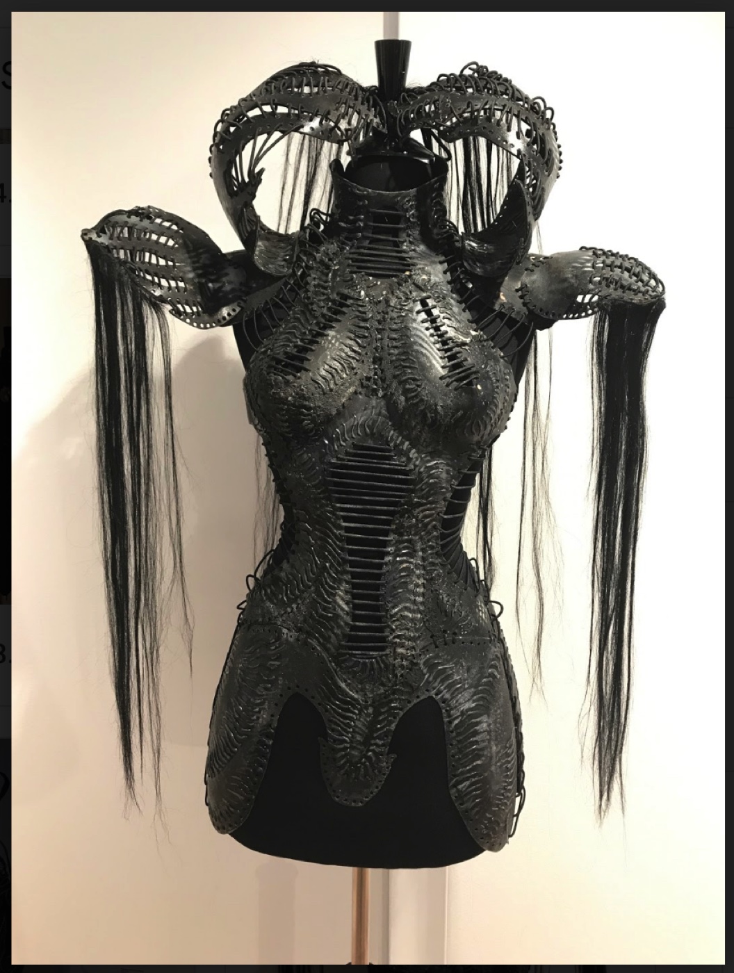 Twisted Kingdom sculptural corset by Katarzyna Konieczka, The Corset as Art, SUMA