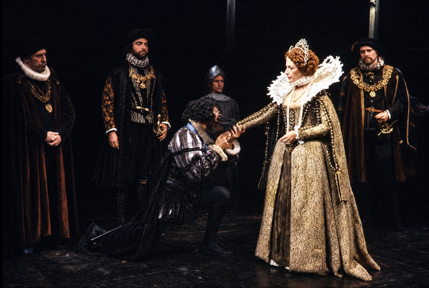 Gertrude and courtiers with Polonius, production photo, Hamlet