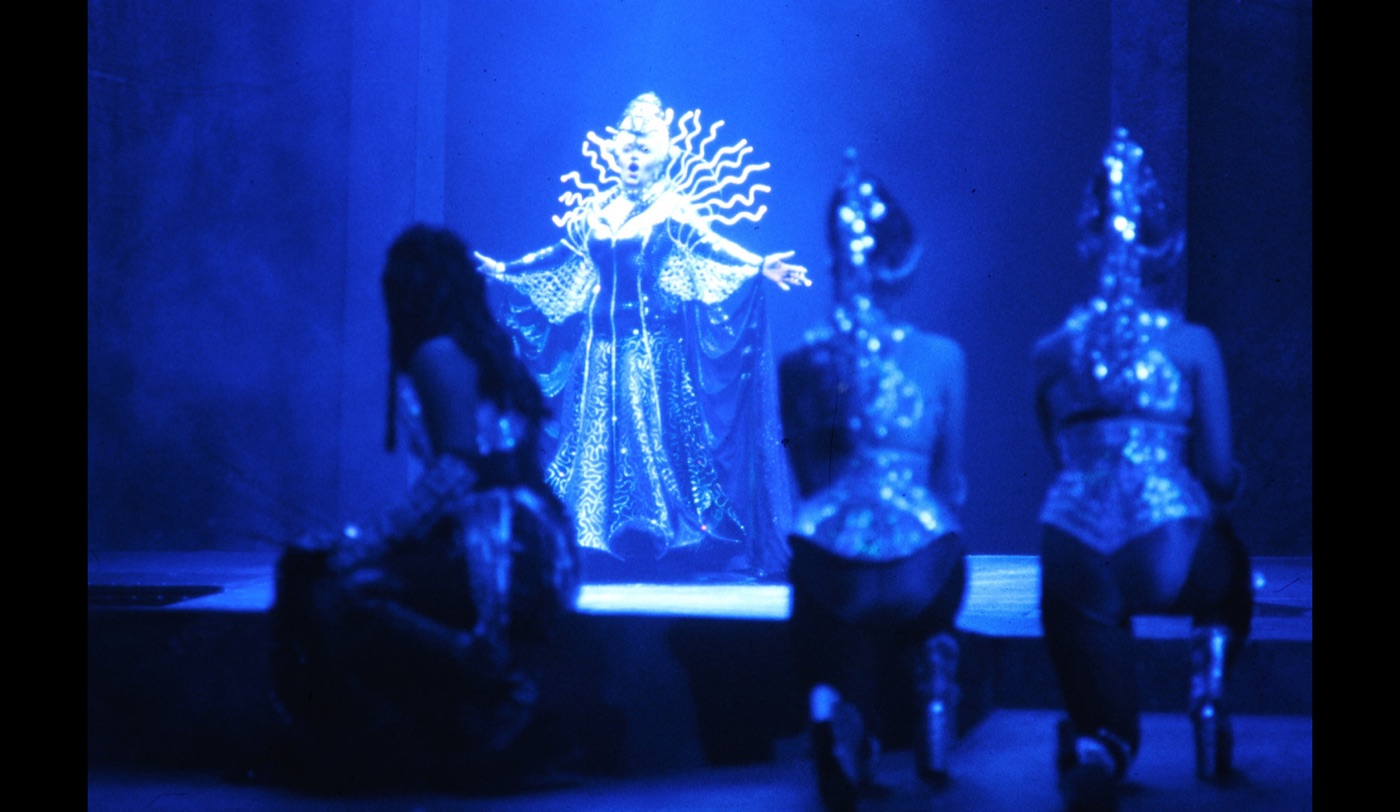 The Queen's entrance, production photo, The Magic Flute