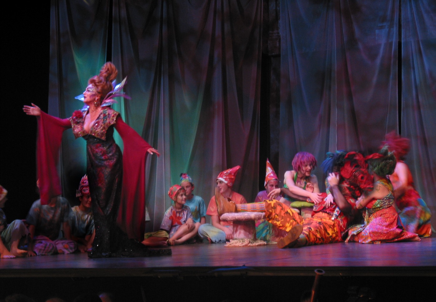 Fairies tickle Bottom, production photo, A Midsummer Night's Dream (opera)
