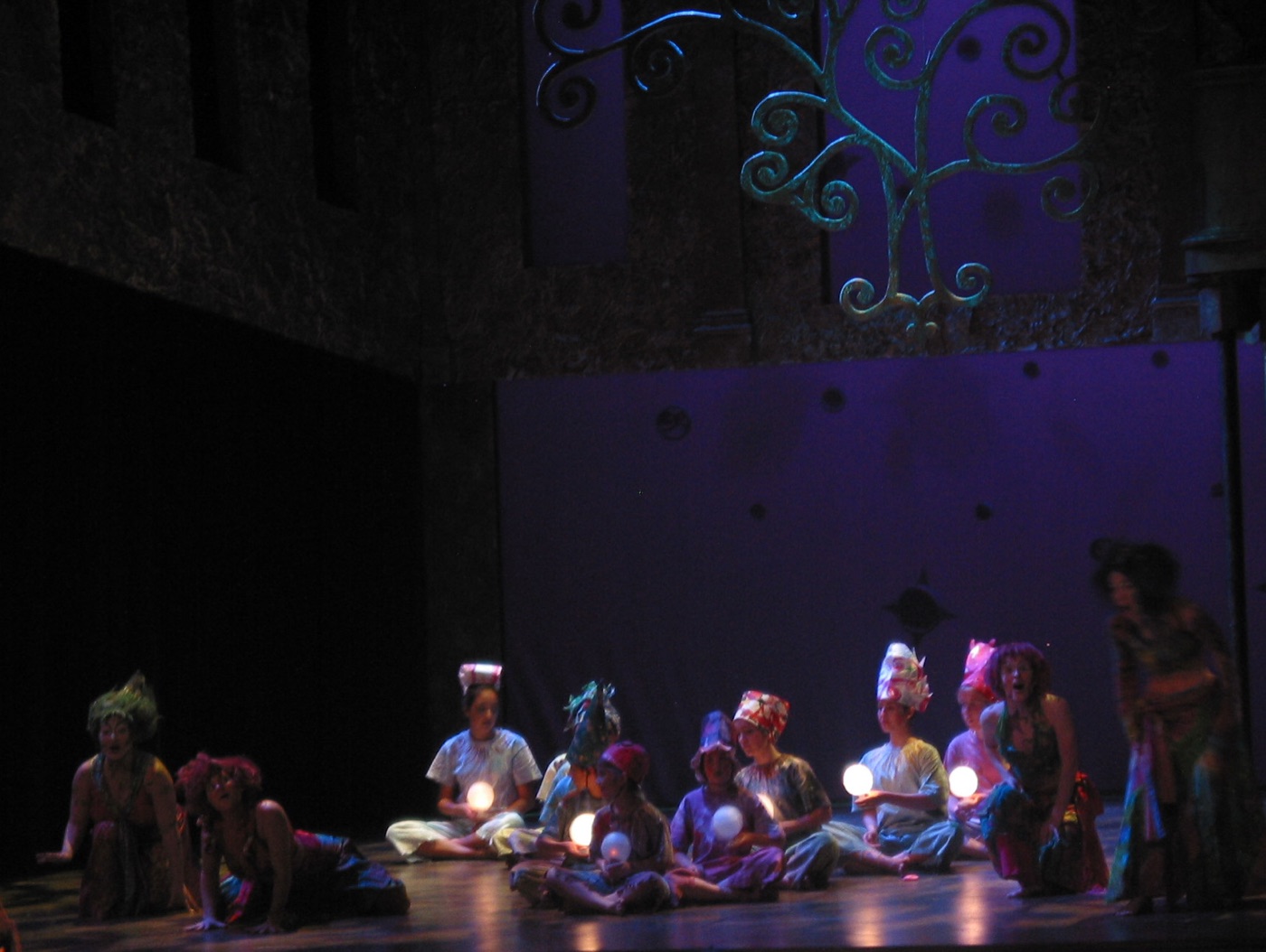 Fairy chorus, production photo, A Midsummer Night's Dream (opera)