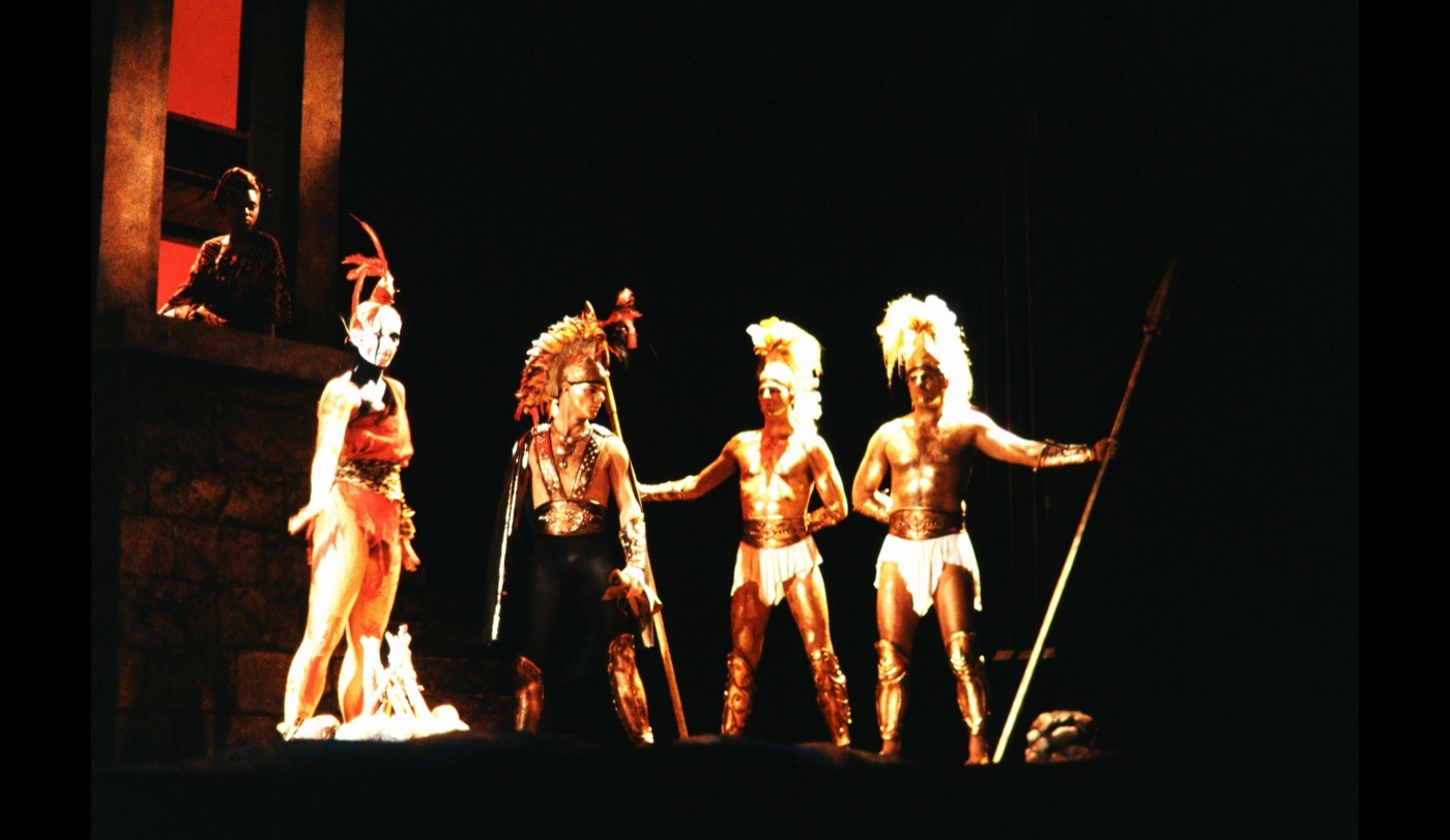 Ensemble costume design, The Trojan Women