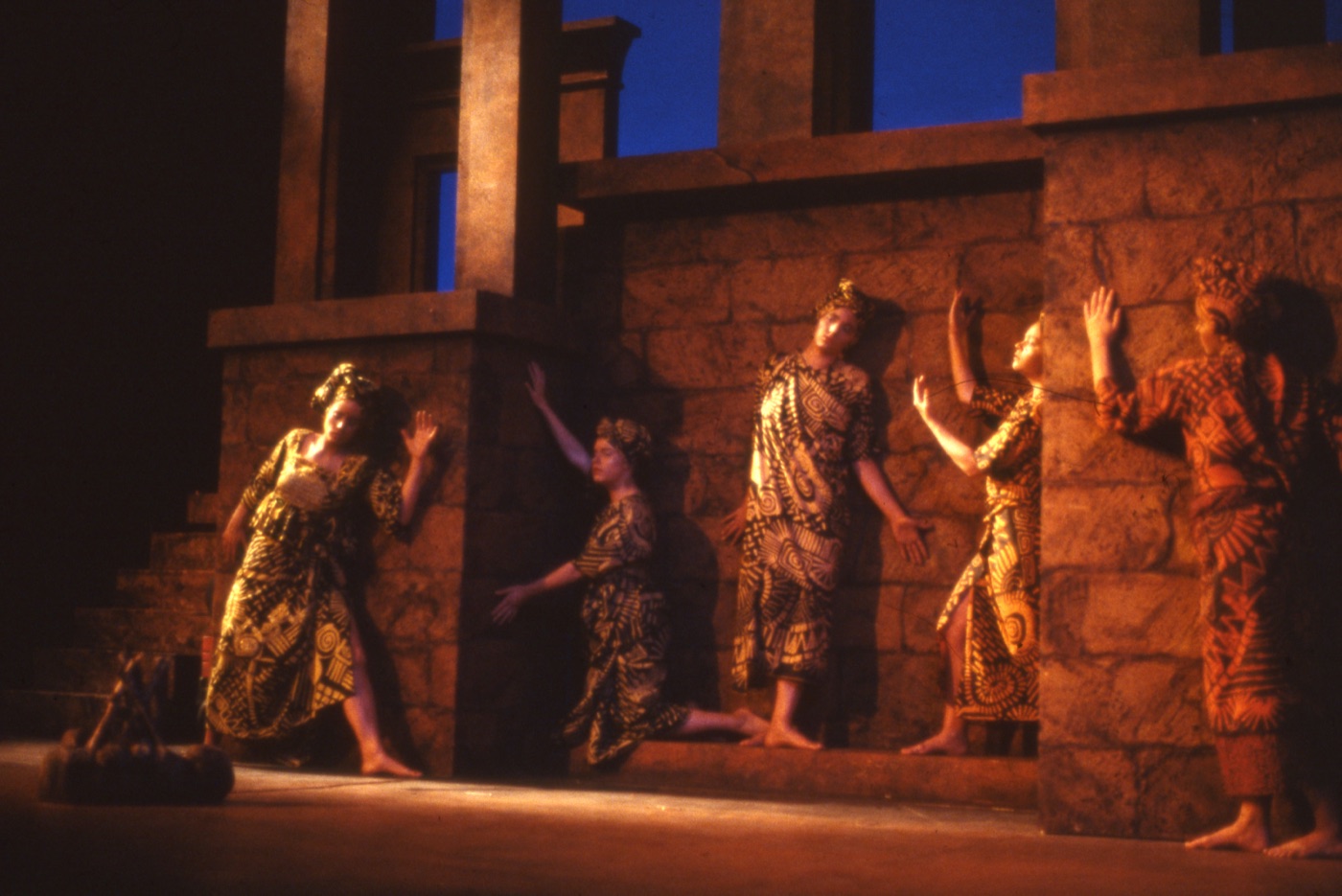 Costume design, The Trojan Women